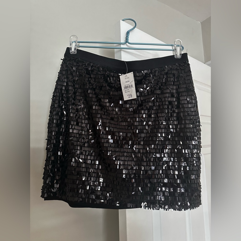 Joe Fresh Sequin Skirt Size M – NWT – Never Worn – Retail $29